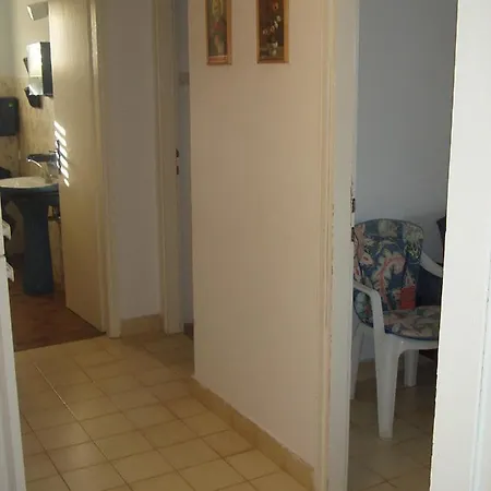 Appartement By The Sea Cove Zarace - Gdinj, Hvar - 9675 Gdinj